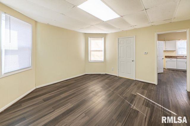 1831 N LINN Street, Peoria, IL 61604