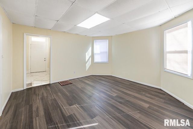 1831 N LINN Street, Peoria, IL 61604