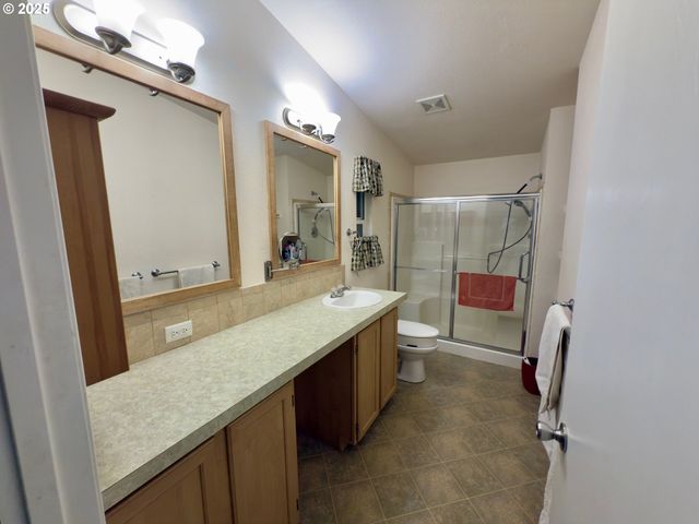 21191 E COUNTRY CLUB Rd, Brightwood, OR 97011