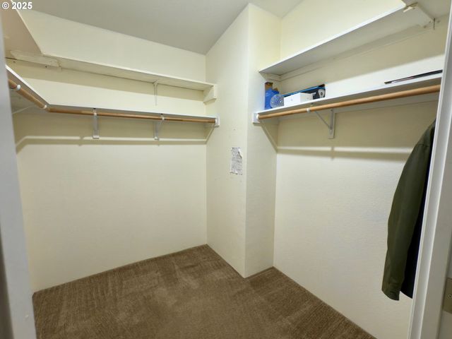 21191 E COUNTRY CLUB Rd, Brightwood, OR 97011