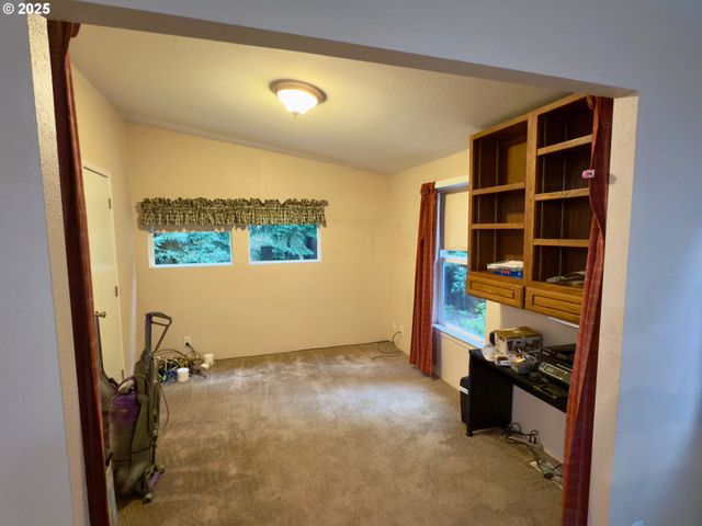 21191 E COUNTRY CLUB Rd, Brightwood, OR 97011