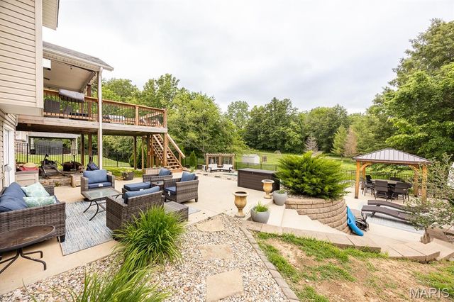 60 Josiah Lane, Millstadt, IL 62260