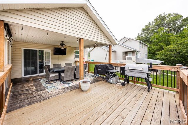 60 Josiah Lane, Millstadt, IL 62260