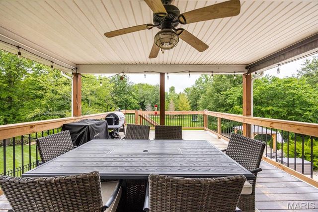 60 Josiah Lane, Millstadt, IL 62260