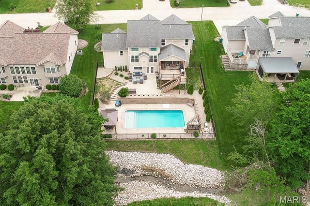 60 Josiah Lane, Millstadt, IL 62260