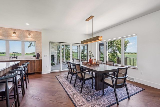 3330 Colton Way, Sun Prairie, WI 53590