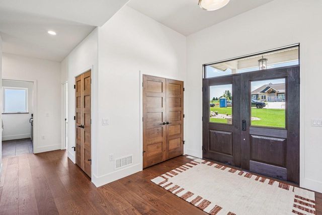 3330 Colton Way, Sun Prairie, WI 53590