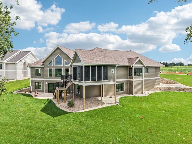 3330 Colton Way, Sun Prairie, WI 53590