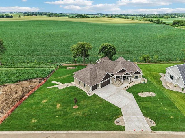 3330 Colton Way, Sun Prairie, WI 53590