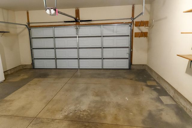 2831 N Garry Street, Springfield, MO 65803