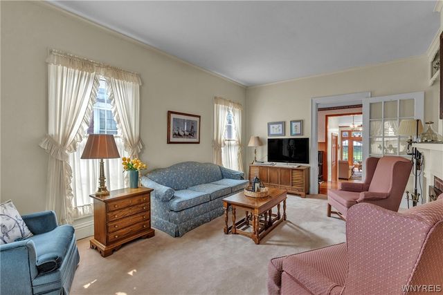 256 Pleasant Avenue, Hamburg, NY 14075