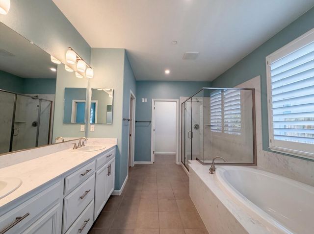 3935 Deergrass Cir, Rocklin, CA 95677