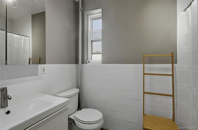 101 Old Mamaroneck Road 3D4, White Plains, NY 10605