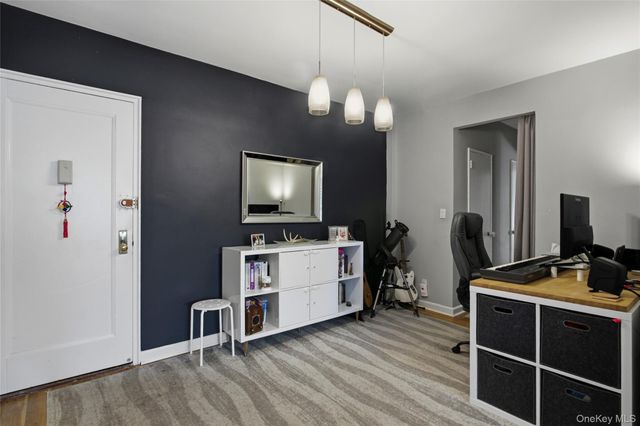 101 Old Mamaroneck Road 3D4, White Plains, NY 10605