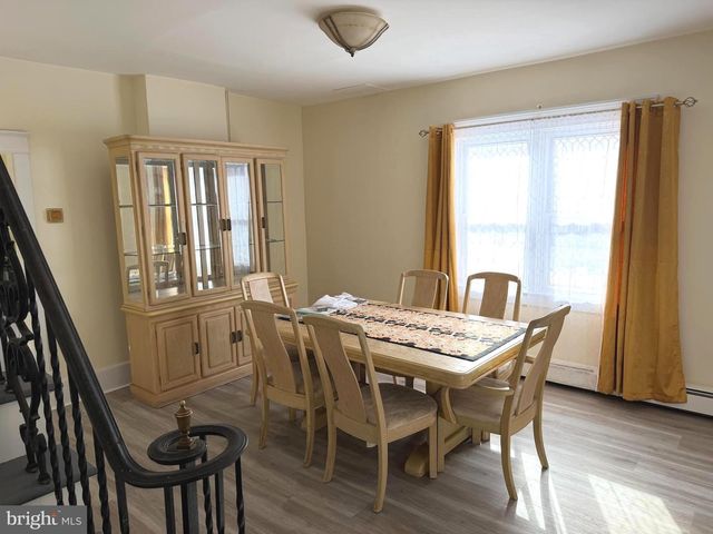 21 MICHIGAN AVE, Trenton, NJ 08638