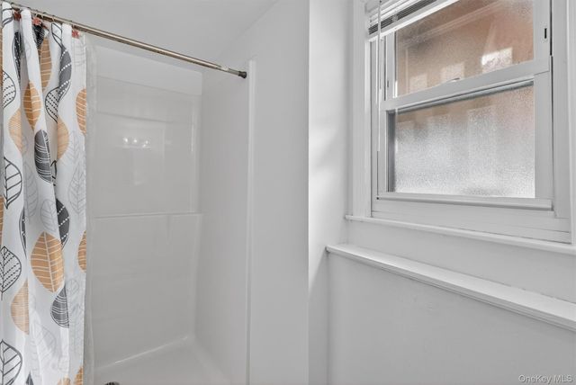 1 Mace Drive, Valley Cottage, NY 10989