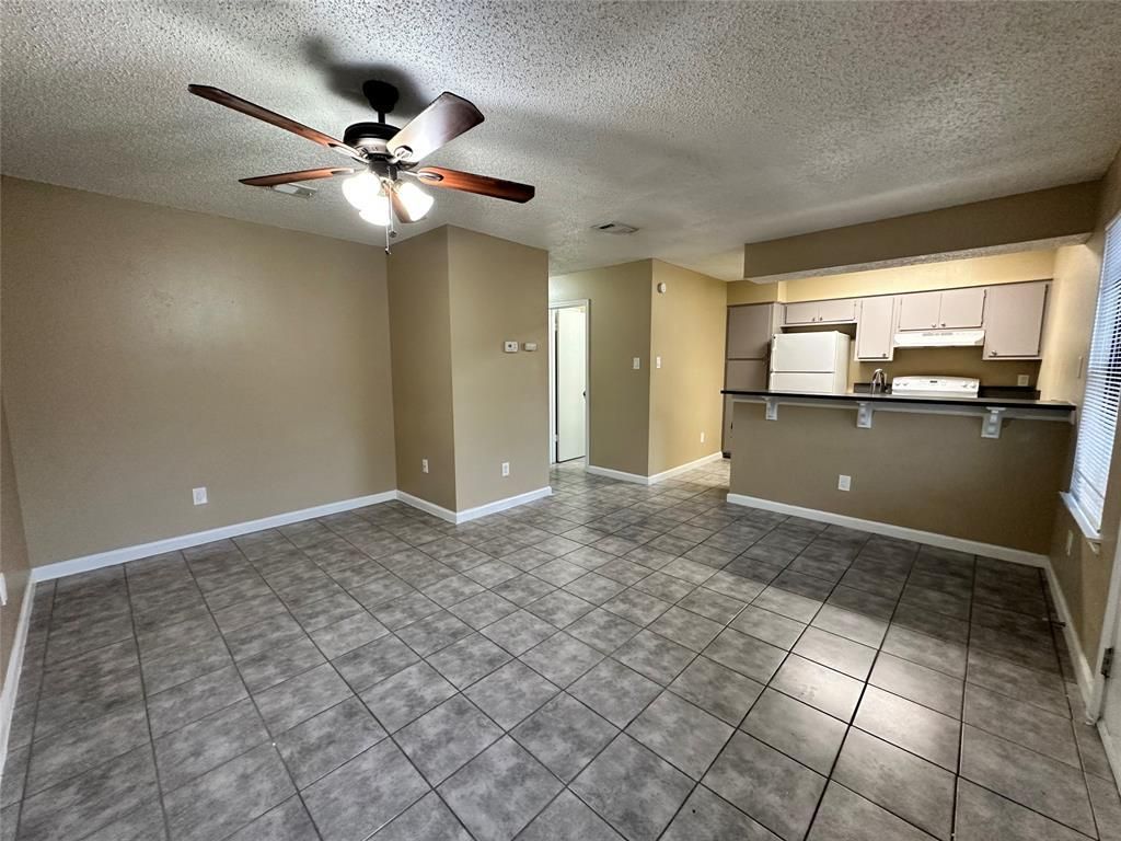 4607 E 12th ST 1, Austin, TX 78721