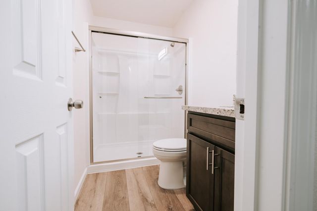 1070 5th St, Turlock, CA 95380