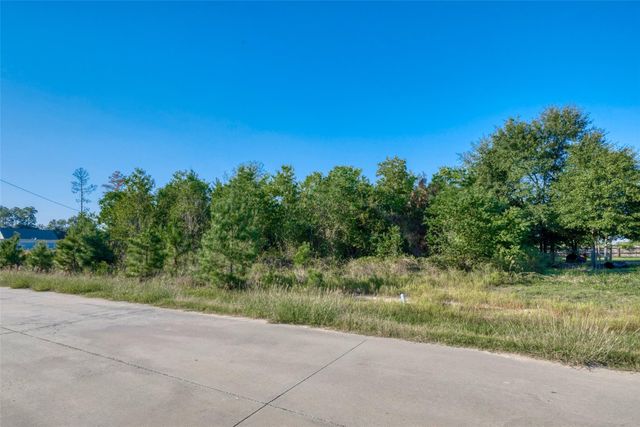 1192 County Road 5023, Cleveland, TX 77327