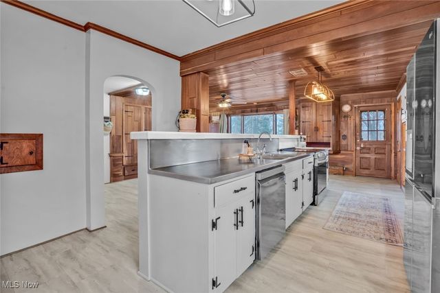 555 E Milton Street, Alliance, OH 44601