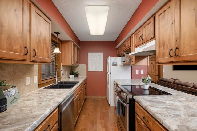 35 Willow Oak Lane, Branson, MO 65616