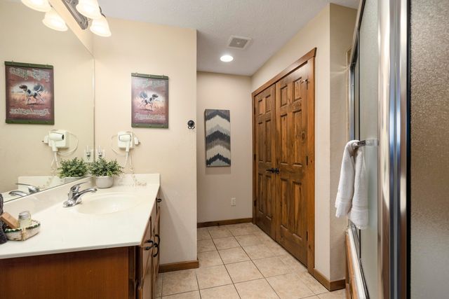 35 Willow Oak Lane, Branson, MO 65616