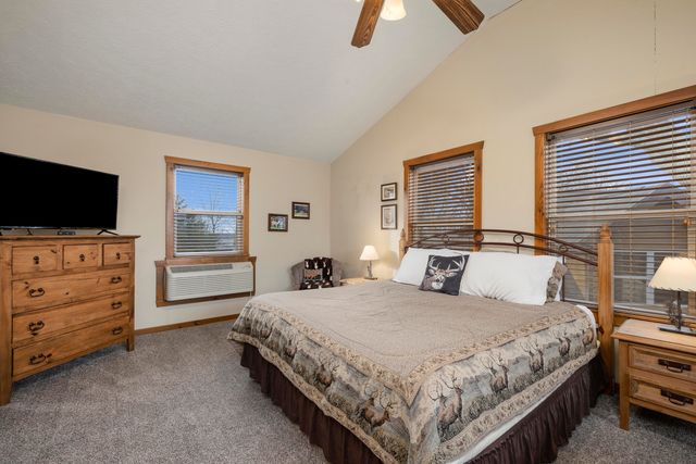 35 Willow Oak Lane, Branson, MO 65616