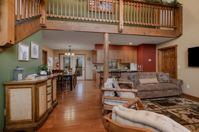 35 Willow Oak Lane, Branson, MO 65616