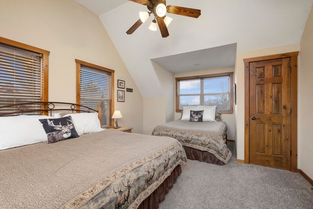 35 Willow Oak Lane, Branson, MO 65616