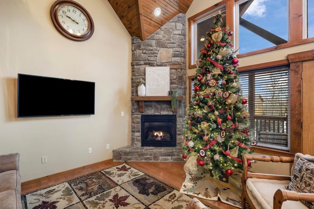 35 Willow Oak Lane, Branson, MO 65616