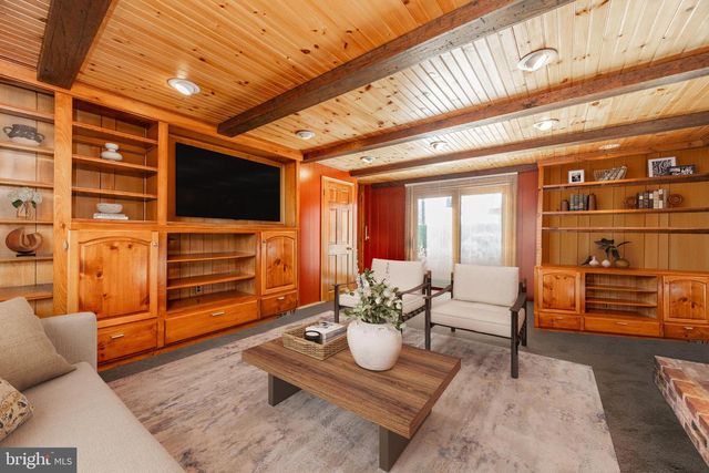 3012 MEREDITH LN, Plymouth Meeting, PA 19462