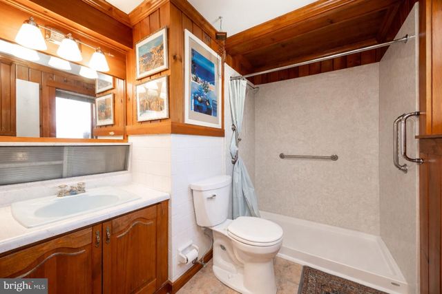 3012 MEREDITH LN, Plymouth Meeting, PA 19462