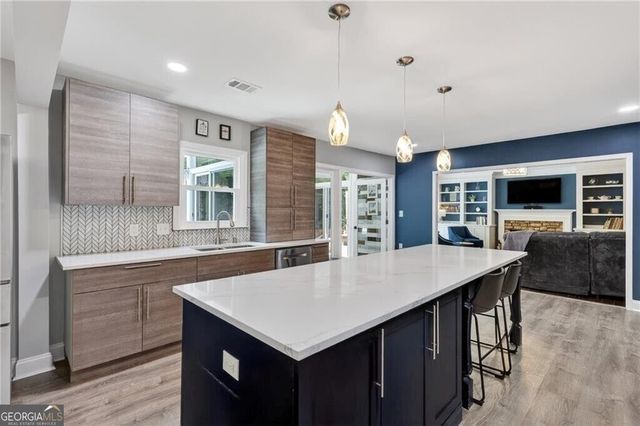 3827 Lance Bluff Court, Duluth, GA 30097