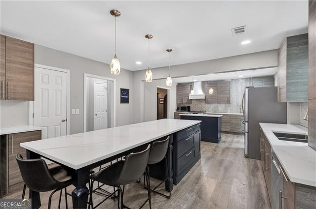 3827 Lance Bluff Court, Duluth, GA 30097