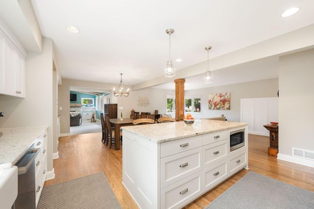 6718 Lakeview Avenue, Richfield, MN 55423