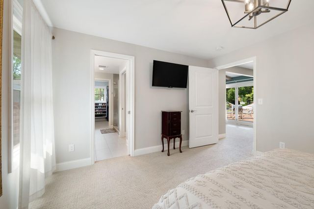 6718 Lakeview Avenue, Richfield, MN 55423