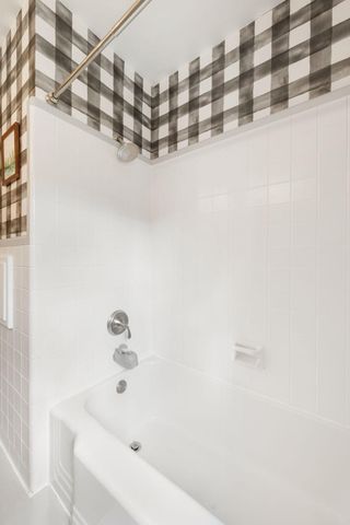6718 Lakeview Avenue, Richfield, MN 55423