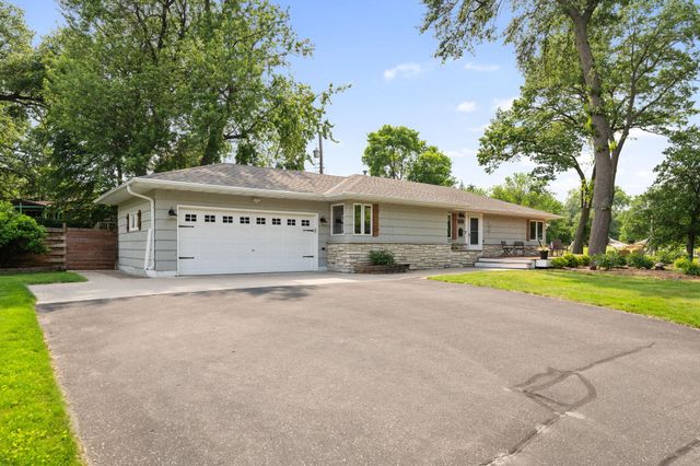 6718 Lakeview Avenue, Richfield, MN 55423