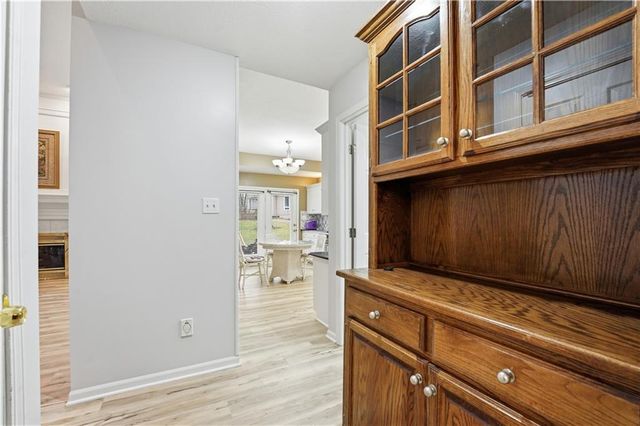 6124 N Elmwood Court, Kansas City, MO 64119