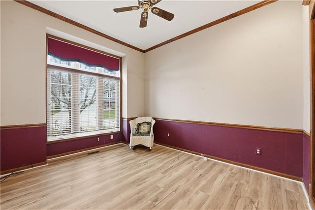 6124 N Elmwood Court, Kansas City, MO 64119