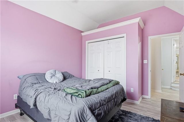 6124 N Elmwood Court, Kansas City, MO 64119