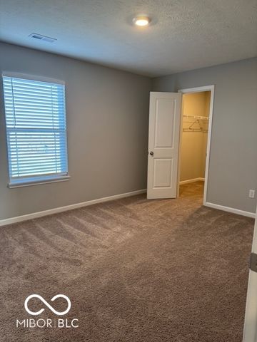 750 Milbrodt Drive, Whiteland, IN 46184