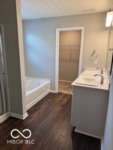 750 Milbrodt Drive, Whiteland, IN 46184