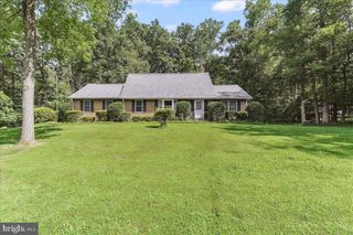 5 N PARKWAY, Elkton, MD 21921