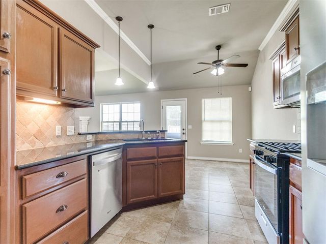 1415 Spoonwood Drive, Norman, OK 73071