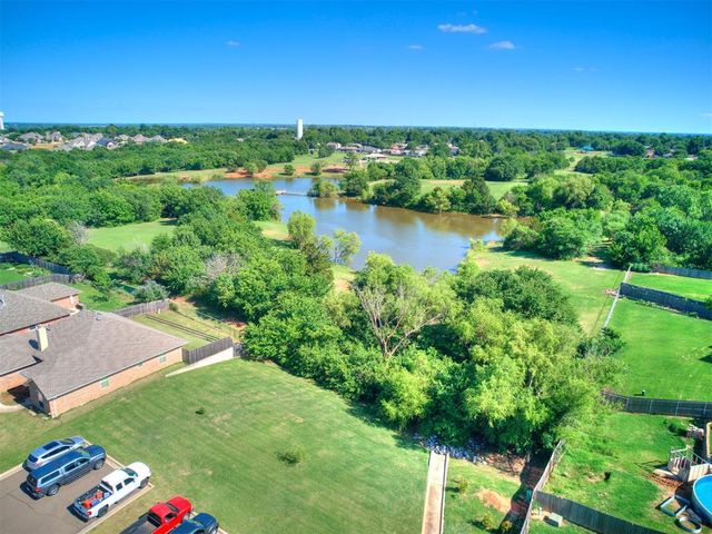 1415 Spoonwood Drive, Norman, OK 73071