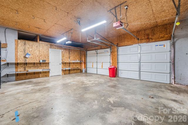 5795 Valley Field Road, Hickory, NC 28602