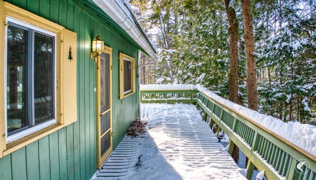 259 River Road, Jay, NY 12941