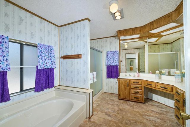2295 Lindsay Drive, Carlsbad, CA 92008