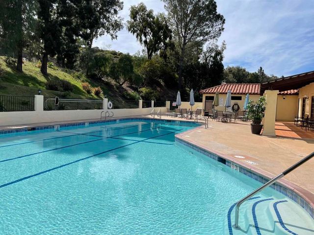 2295 Lindsay Drive, Carlsbad, CA 92008
